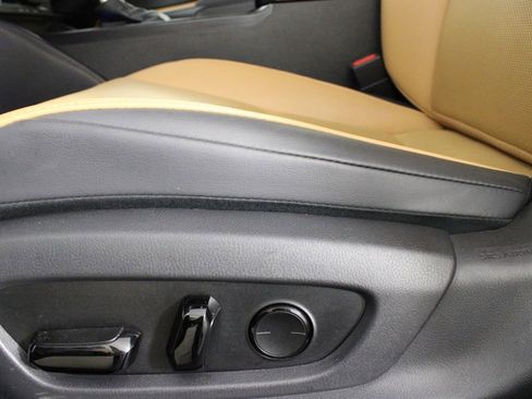 Used 2022 Lexus ES 350 w/ Premium Package image 20