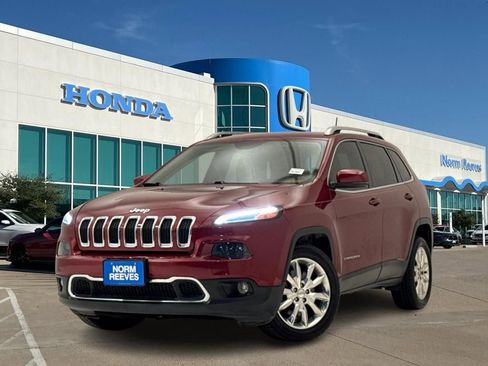 Used 2016 Jeep Cherokee Limited w/ Luxury Group FWD image 1