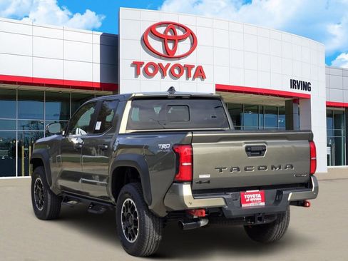 New 2026 Toyota Tacoma TRD Off-Road AWD/4WD image 3