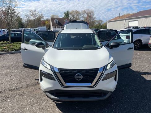 Used 2023 Nissan Rogue S AWD/4WD image 29