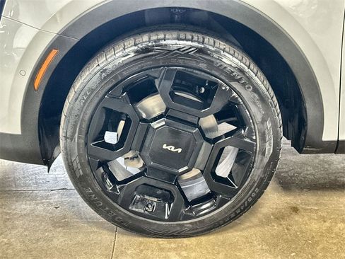 Used 2024 Kia Sorento SX Prestige image 34