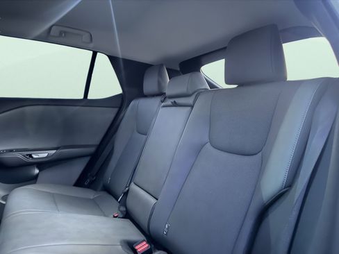 Used 2025 Lexus RZ 450e image 36