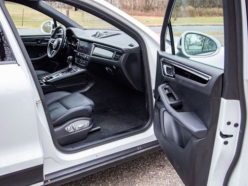 Used 2019 Porsche Macan image 15