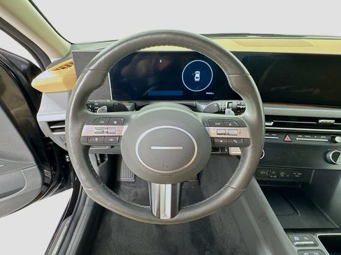 Certified 2025 Hyundai Sonata Limited FWD image 11