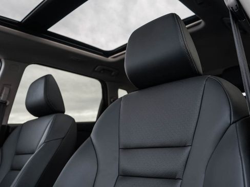 New 2026 Nissan Rogue SV AWD/4WD image 20