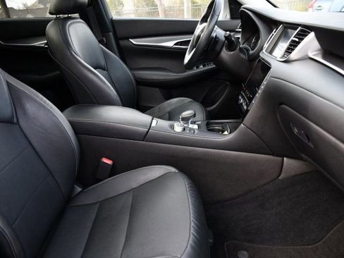 Used 2022 INFINITI QX50 Luxe image 30