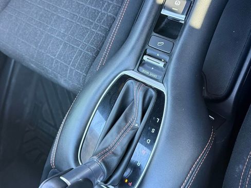 Used 2024 Honda HR-V Sport image 18