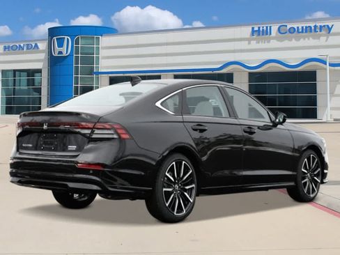 New 2026 Honda Accord Touring image 5