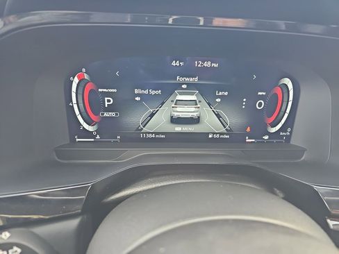 Used 2024 Nissan Pathfinder Platinum w/ Cargo Package image 37