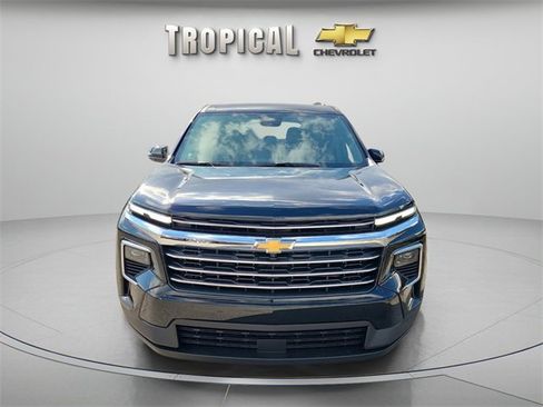 New 2026 Chevrolet Traverse LT w/ Driver Confidence Package image 8