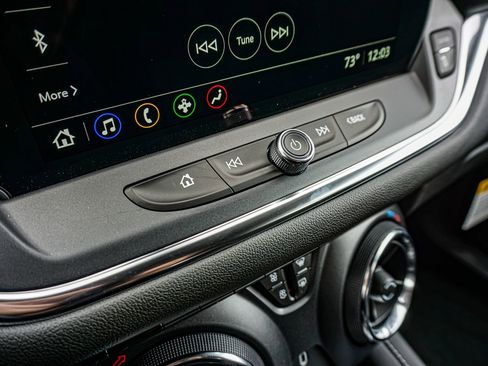 New 2025 Chevrolet Blazer LT w/ Convenience Package image 39