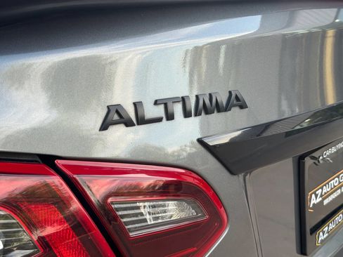 Used 2018 Nissan Altima 2.5 SR w/ SR Midnight Edition FWD image 43