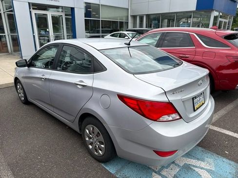 Used 2016 Hyundai Accent SE FWD image 6