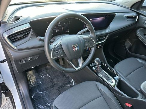 Used 2024 Buick Encore GX Preferred image 9