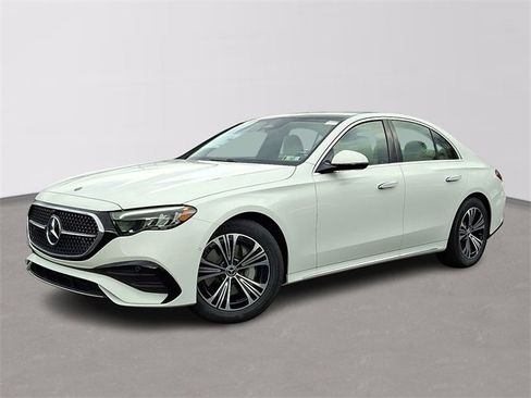 New 2026 Mercedes-Benz E 350 4MATIC Sedan image 1