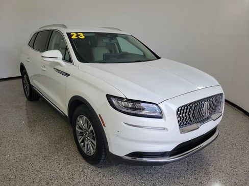 Used 2023 Lincoln Nautilus AWD image 31