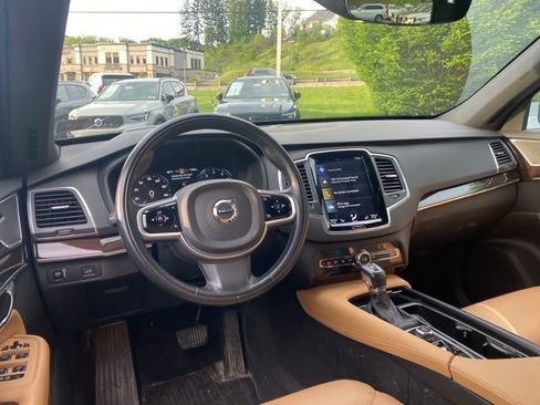 Used 2019 Volvo XC90 T6 Momentum w/ Advanced Package AWD/4WD image 11