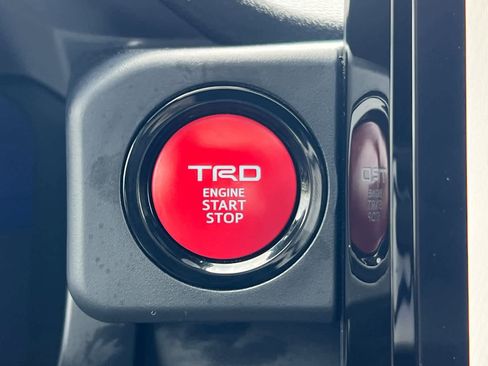 Certified 2024 Toyota Tacoma TRD Off-Road w/ TRD Off Road Premium Package AWD/4WD image 23