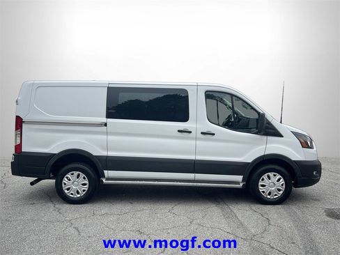 Used 2024 Ford Transit 250 Low Roof w/ Exterior Upgrade Package image 26