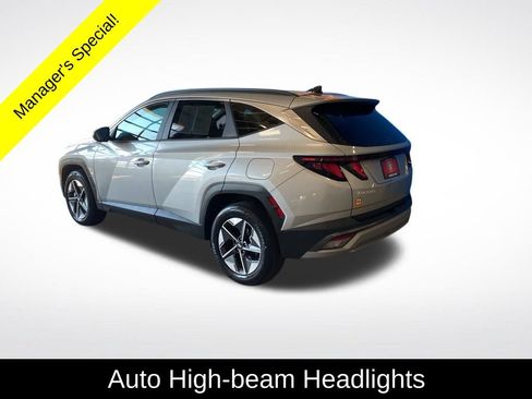 Used 2025 Hyundai Tucson SEL AWD/4WD image 19