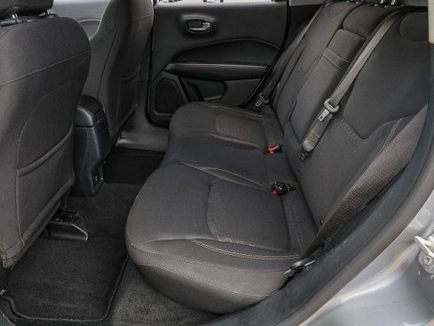 Used 2017 Jeep Compass Sport w/ Tech Group FWD image 25