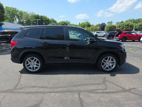 Used 2024 Honda Passport EX-L image 8
