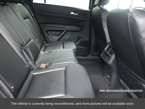 Used 2020 Volkswagen Atlas Cross Sport SEL image 15