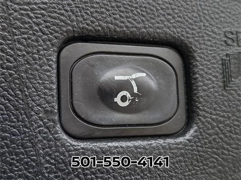 Used 2020 Ford Edge ST-Line w/ Cold Weather Package image 17