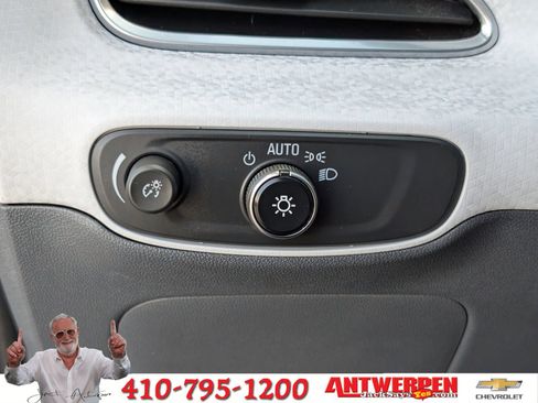 Used 2018 Chevrolet Bolt LT image 19