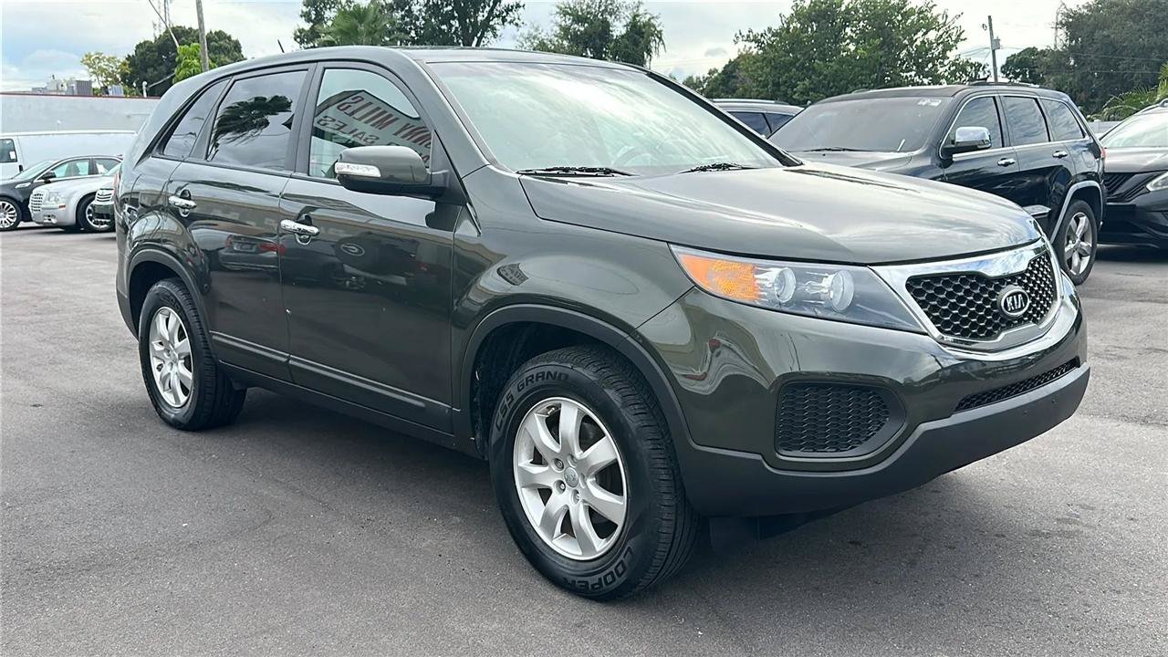 Used 2012 Kia Sorento FWD image 5