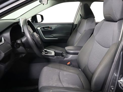 Used 2024 Toyota RAV4 XLE w/ Convenience Package image 16
