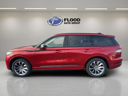 New 2026 Lincoln Aviator AWD image 5