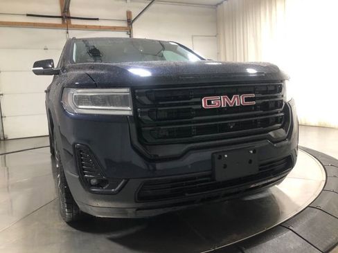 Used 2021 GMC Acadia SLT w/ Elevation Edition FWD image 2