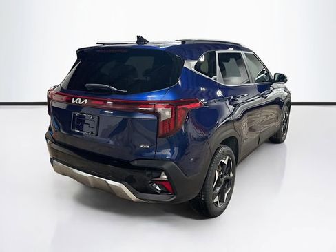 Used 2024 Kia Seltos EX AWD/4WD image 7