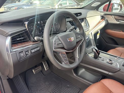 New 2025 Cadillac XT5 Sportv w/ Technology Package image 24