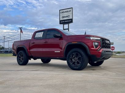 New 2025 GMC Canyon Elevation w/ Convenience Package