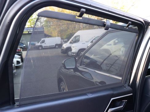 Used 2025 Mitsubishi Outlander SEL image 31