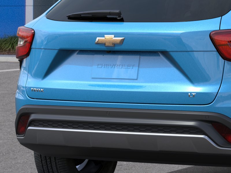 New 2026 Chevrolet Trax LT w/ Driver Confidence Package FWD image 14