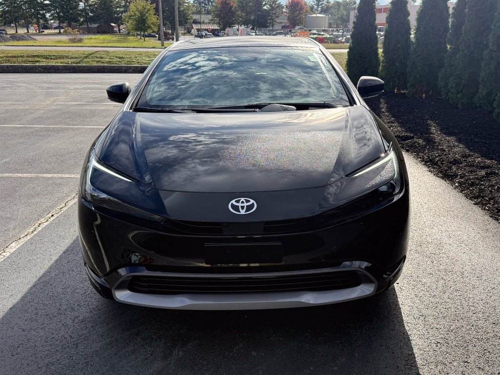 New 2027 Toyota Prius Limited w/ Limited Premium Package FWD image 7