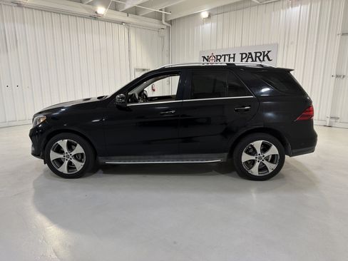 Used 2018 Mercedes-Benz GLE 350 image 2