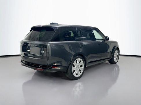 Used 2023 Land Rover Range Rover SE AWD/4WD image 9