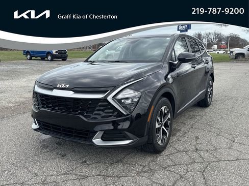 Used 2023 Kia Sportage EX image 1
