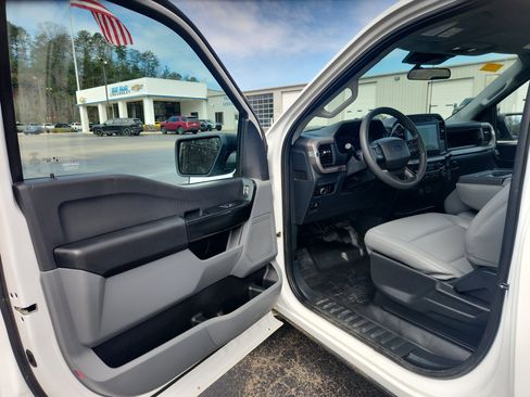 Used 2024 Ford F150 XL image 20