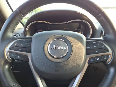 Used 2021 Jeep Grand Cherokee High Altitude AWD/4WD image 26
