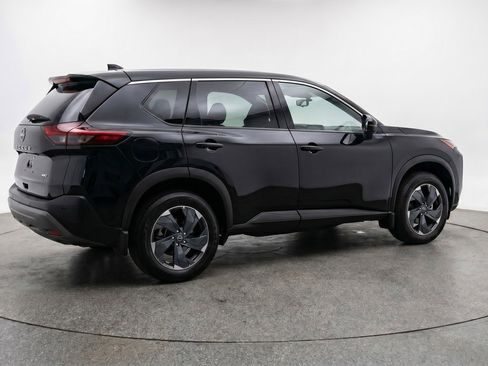 Used 2025 Nissan Rogue SV AWD/4WD image 9