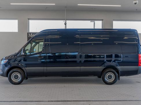 New 2026 Mercedes-Benz Sprinter 2500 image 2