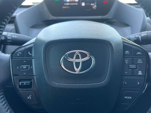 Used 2024 Toyota bZ4X XLE image 26