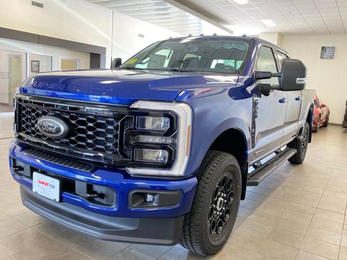 New 2026 Ford F350 XLT w/ XLT Premium Package AWD/4WD image 4