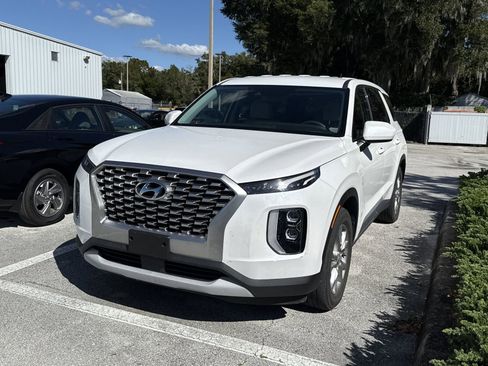 Used 2021 Hyundai Palisade SE image 2