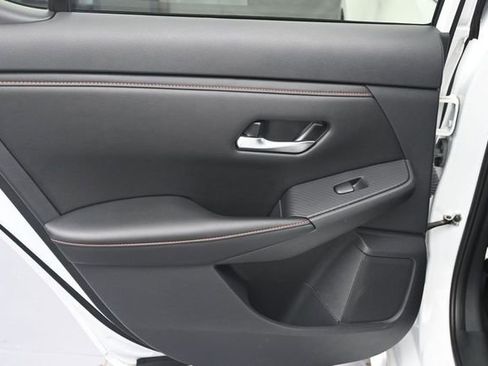 Used 2024 Nissan Sentra SR w/ SR Premium Package FWD image 22